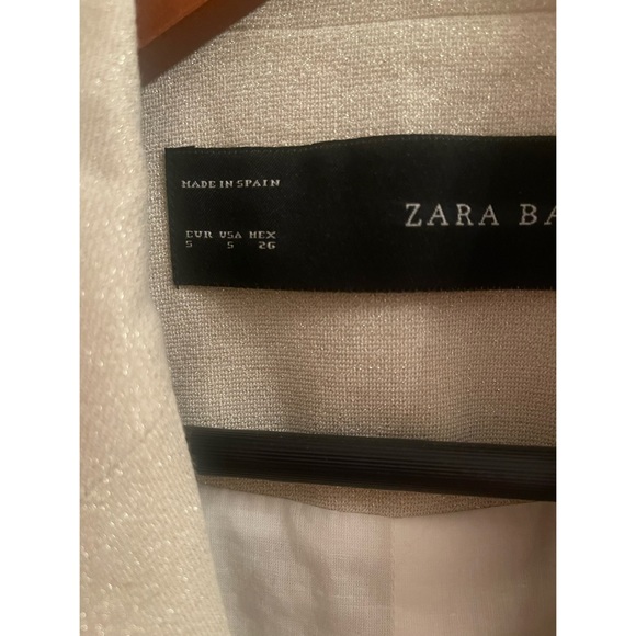 Beautiful Zara Blazer - Worn 1x , Eggshell slightly shimmery Size Small - Picture 5 of 5